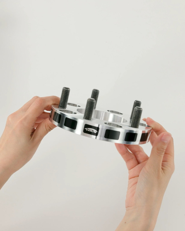 TRF416WE 予備パーツ多数付き Kics キックス ハブ66付 ワイドトレッドスペーサー 15mm 5H